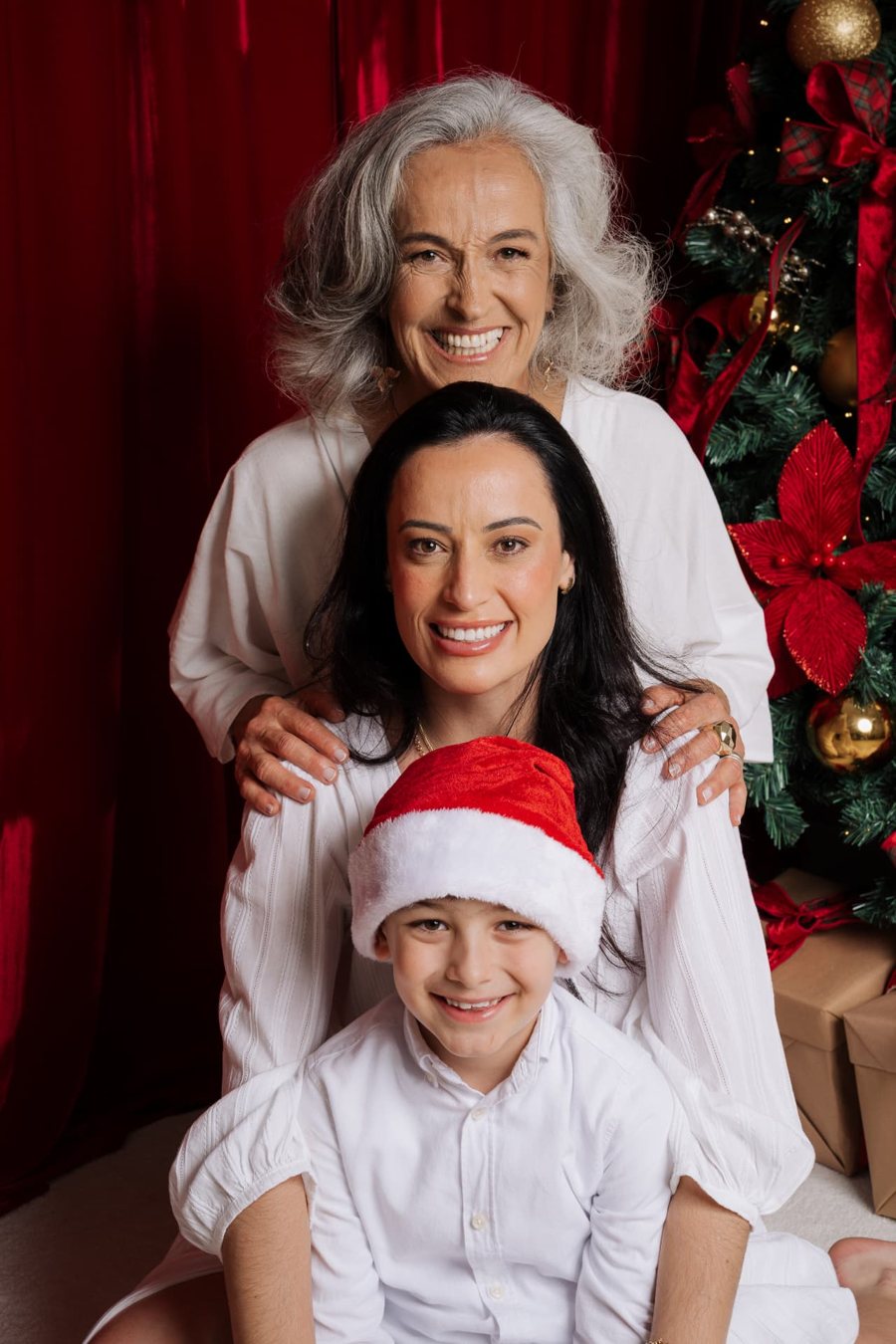 Família abraçada